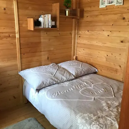Abigabis Lodge